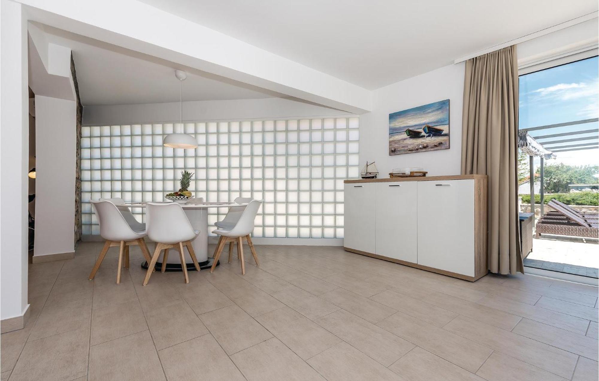 Stunning Home In Betina With Kitchen المظهر الخارجي الصورة